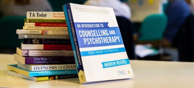 Introduction-to-Counselling-and-Psychotherapy